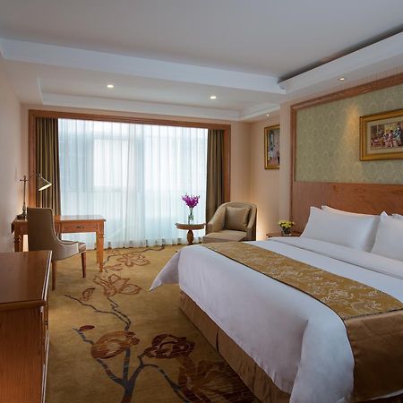 Vienna Hotel Jinshan New City Wanda Plaza エクステリア 写真