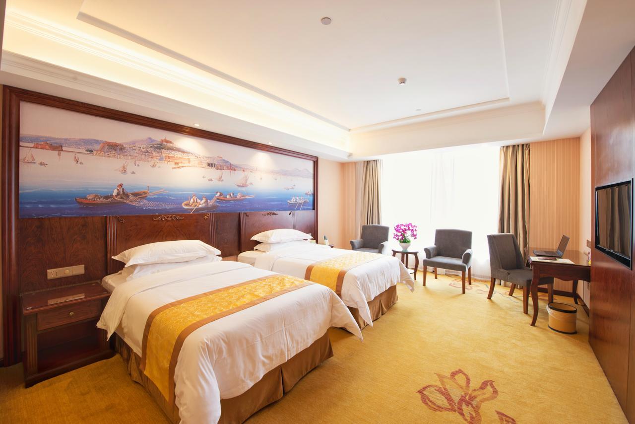 Vienna Hotel Jinshan New City Wanda Plaza エクステリア 写真