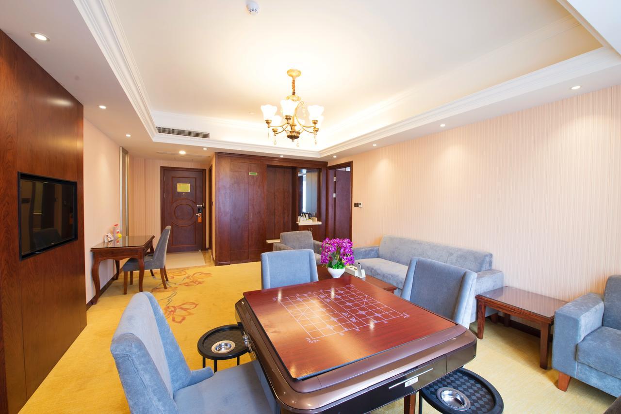 Vienna Hotel Jinshan New City Wanda Plaza エクステリア 写真