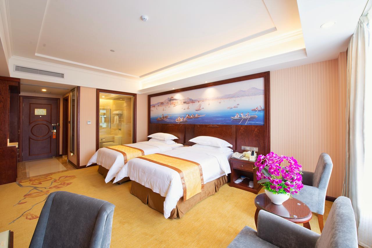 Vienna Hotel Jinshan New City Wanda Plaza エクステリア 写真