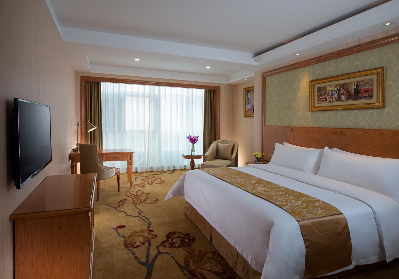 Vienna Hotel Jinshan New City Wanda Plaza エクステリア 写真