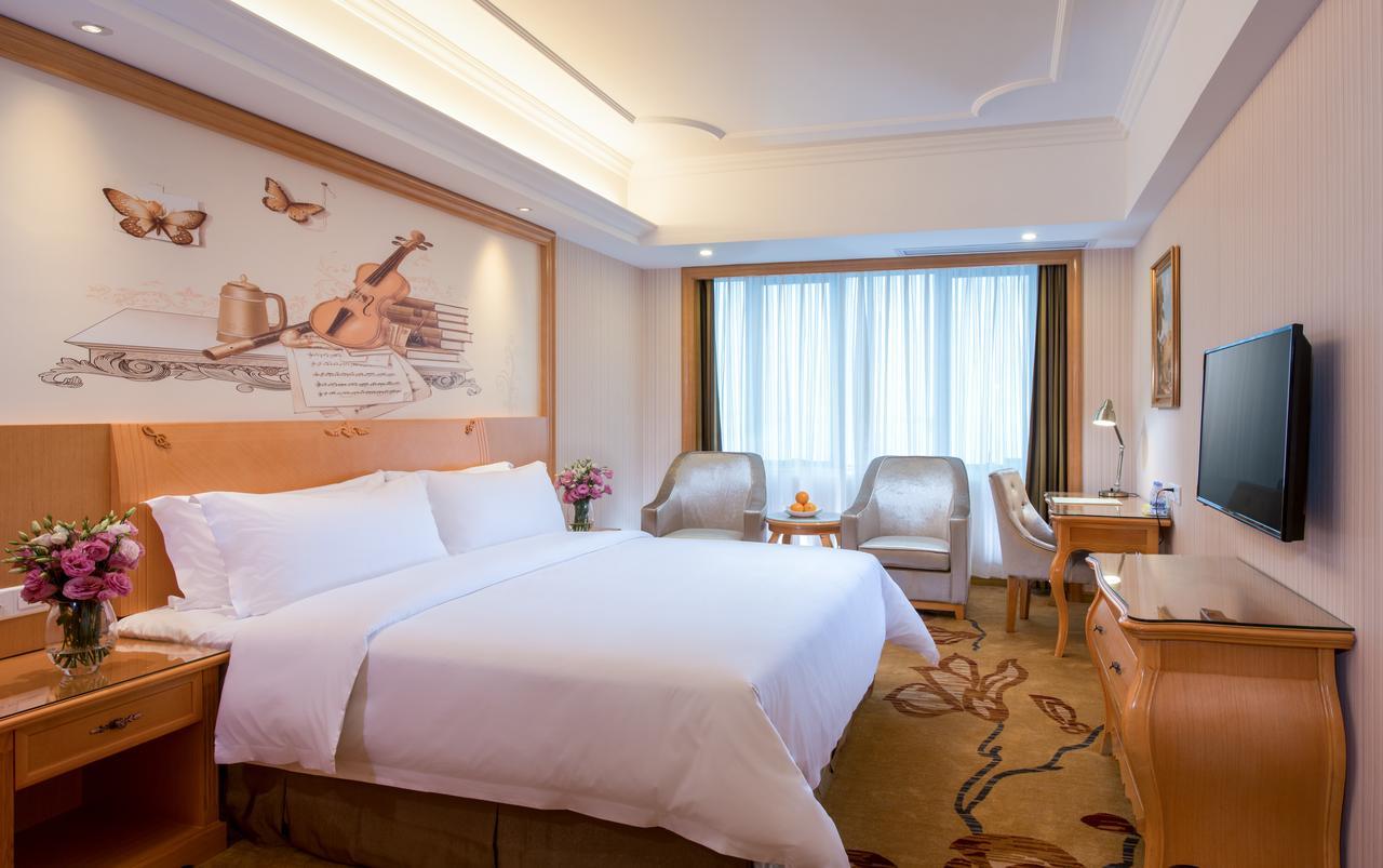 Vienna Hotel Jinshan New City Wanda Plaza エクステリア 写真