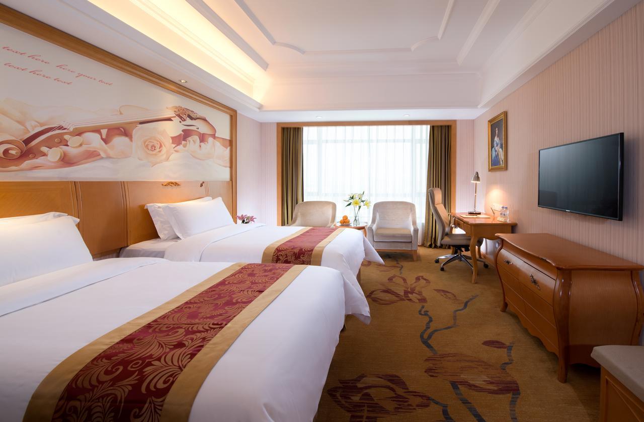 Vienna Hotel Jinshan New City Wanda Plaza エクステリア 写真